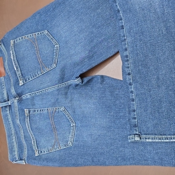 HOLLISTER Men's 34 X 30 Blue Distressed Jeans Boot Epic Flex - Picture 6 of 8